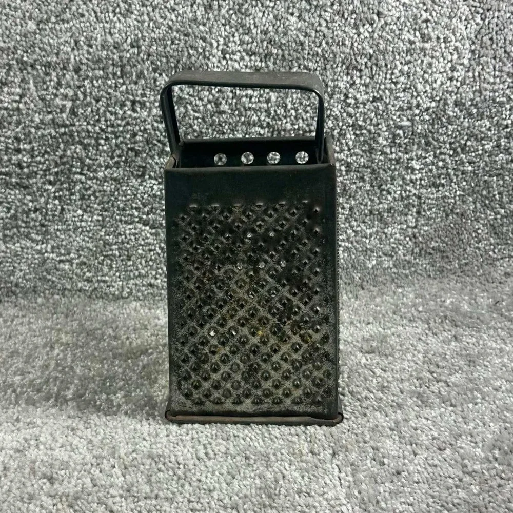 Bromco Box Grater Silver Vintage Metal 4-Sided Handheld Kitchen Tool OS